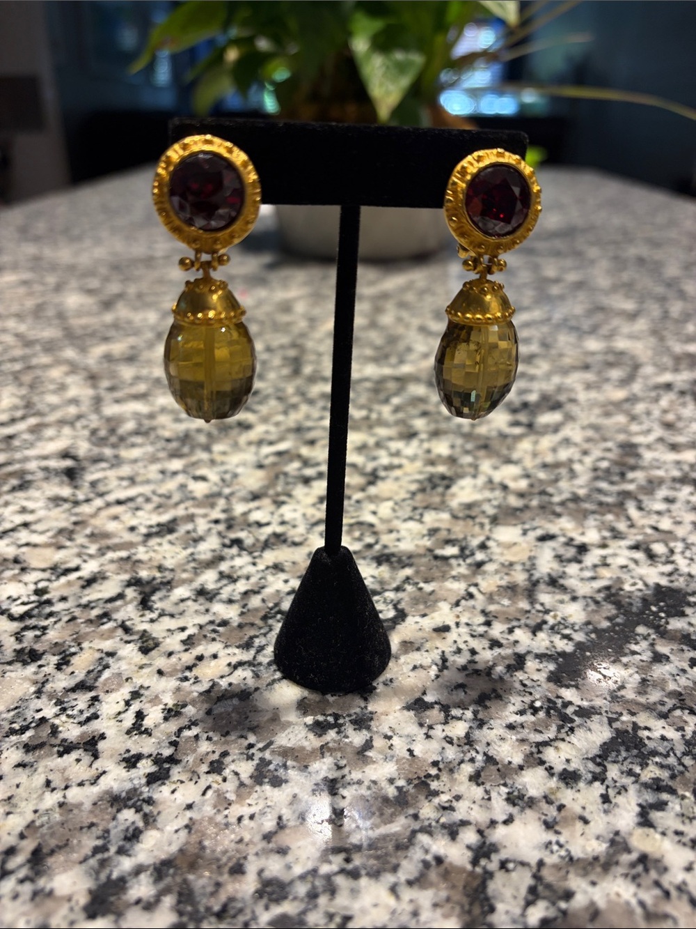 red garnet-colored cabochon & citron pierced earrings